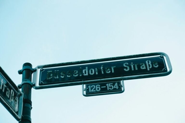 titan circuit 913472241 tech lane